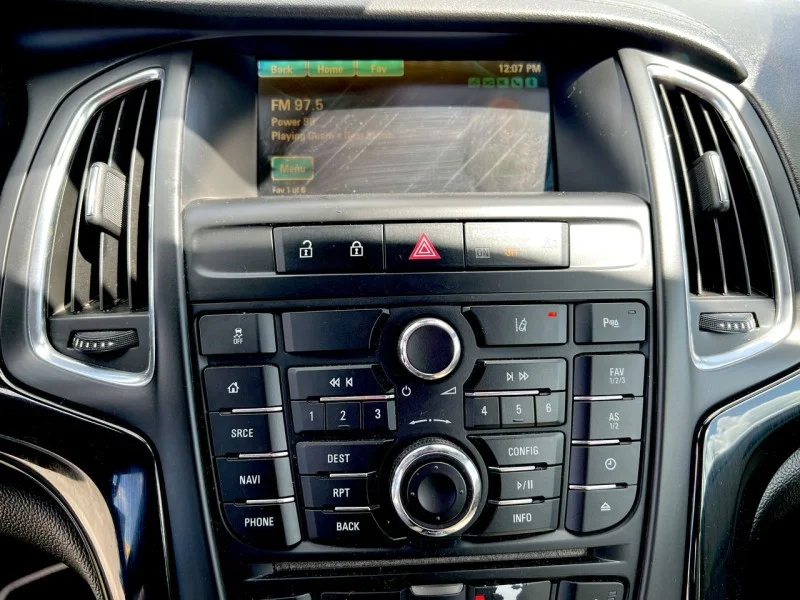 Used 2017 Deep Sky Metallic Buick Premium image 17
