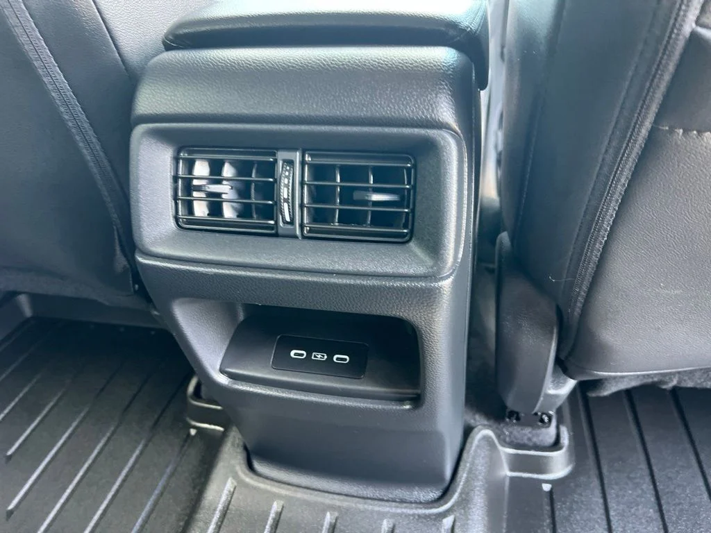 Used 2025 Black Honda EX-L image 15
