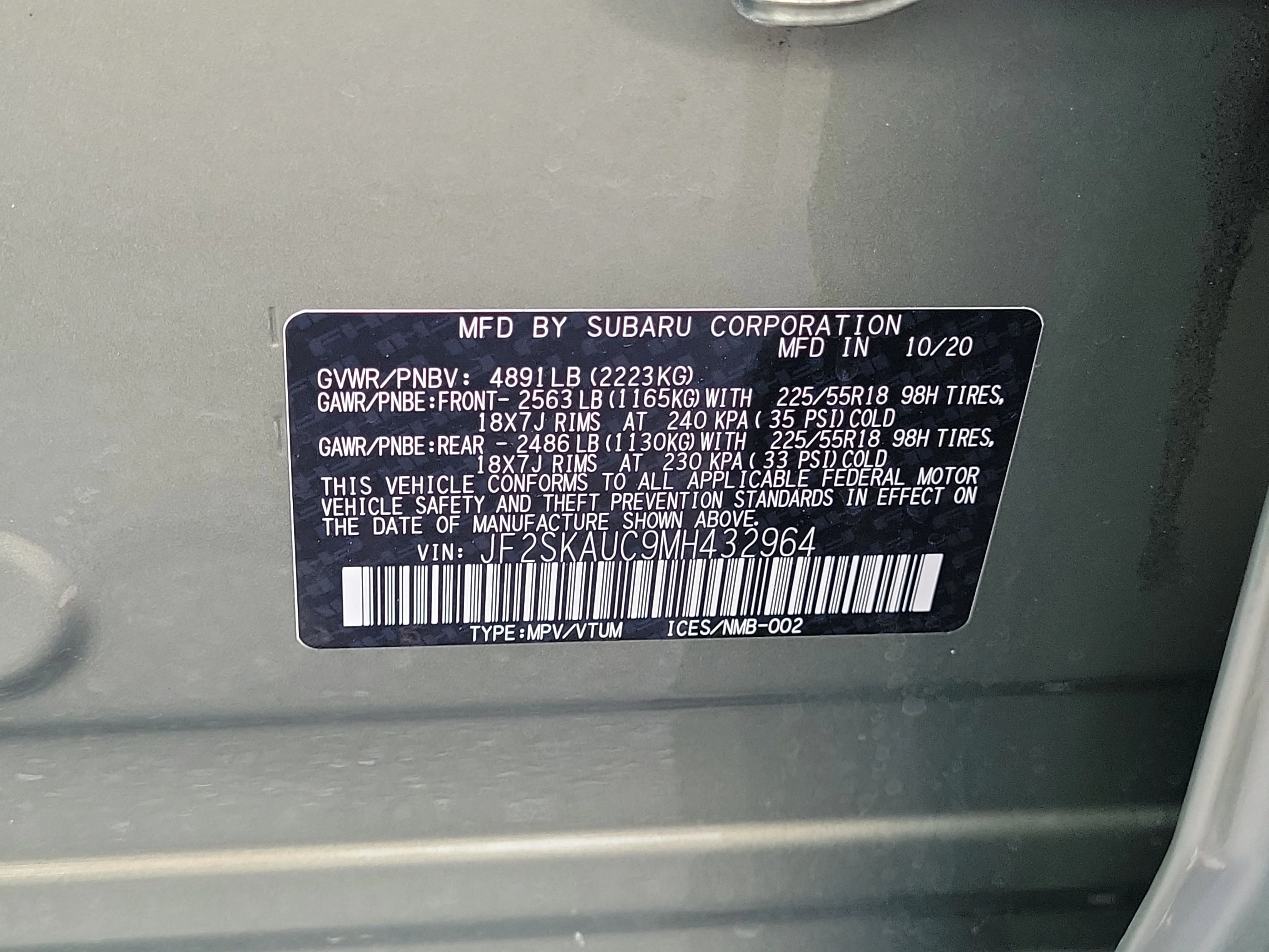 Used 2021 Jasper Green Metallic Subaru Limited image 35