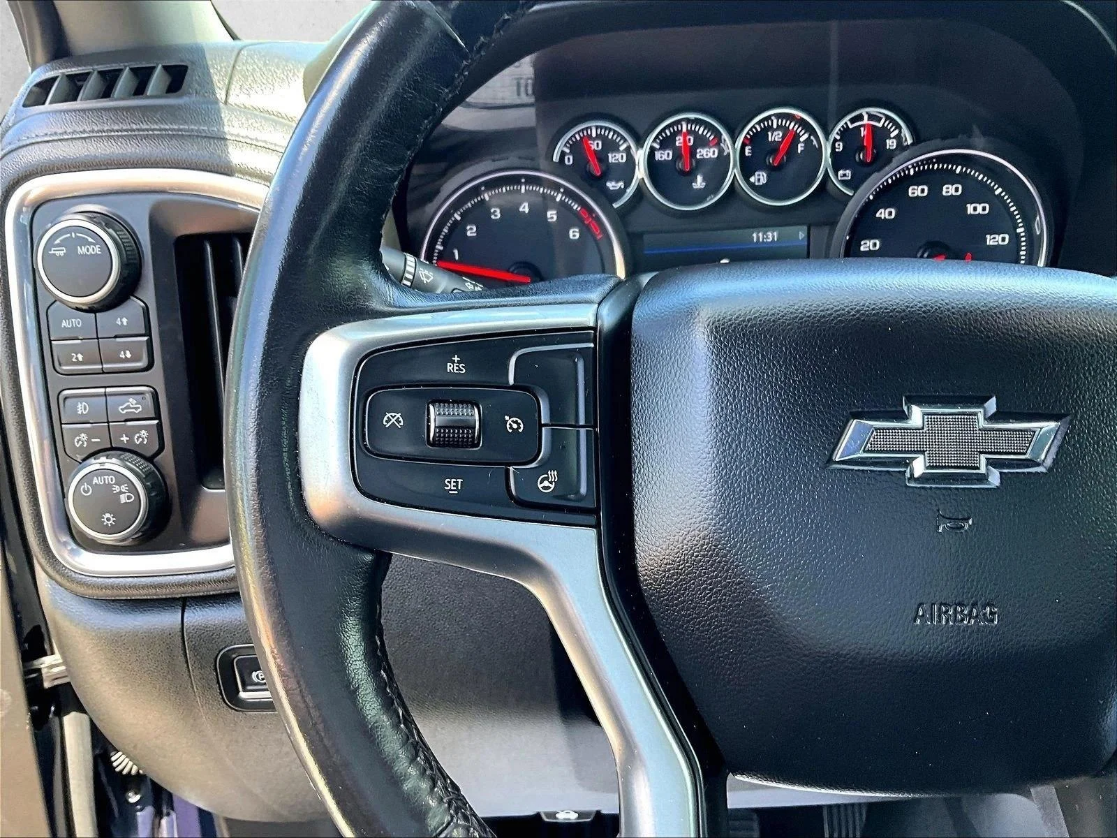 Used 2021 Northsky Blue Metallic Chevrolet RST image 18