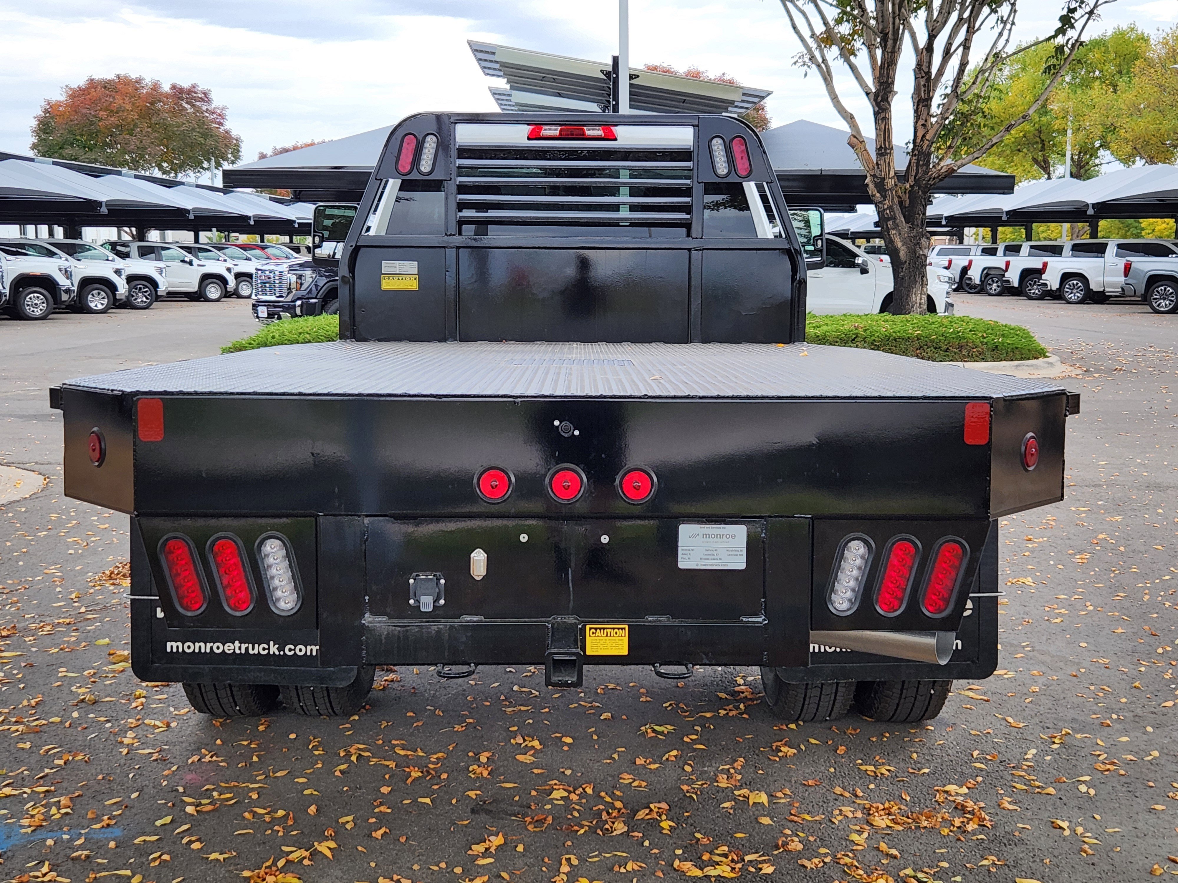 2025 GMC Sierra 3500HD Pro - Photo 13