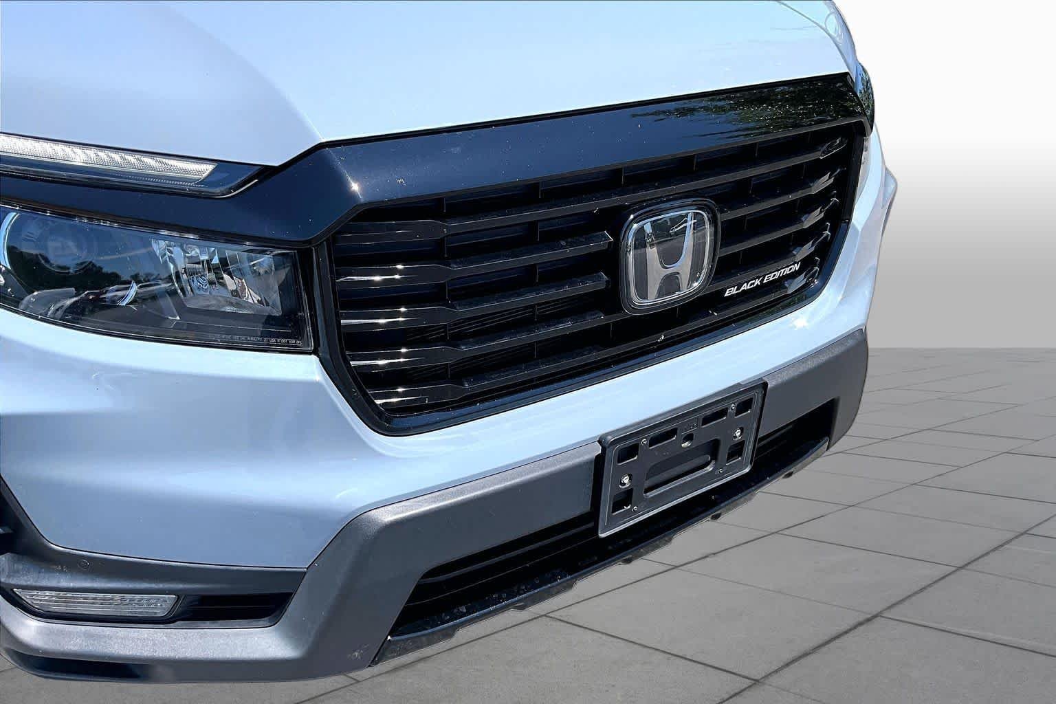 Used 2024 Sonic Gray Pearl Honda Black Edition image 30