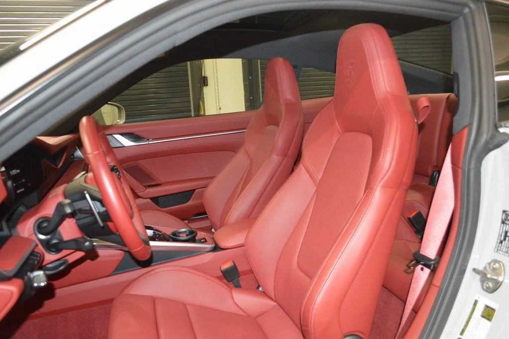Used 2024  Porsche Carrera GTS image 5