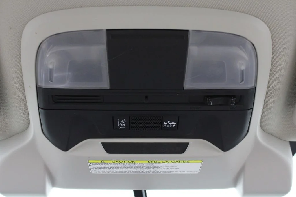 Used 2020 Dark Blue Pearl Subaru Base image 18