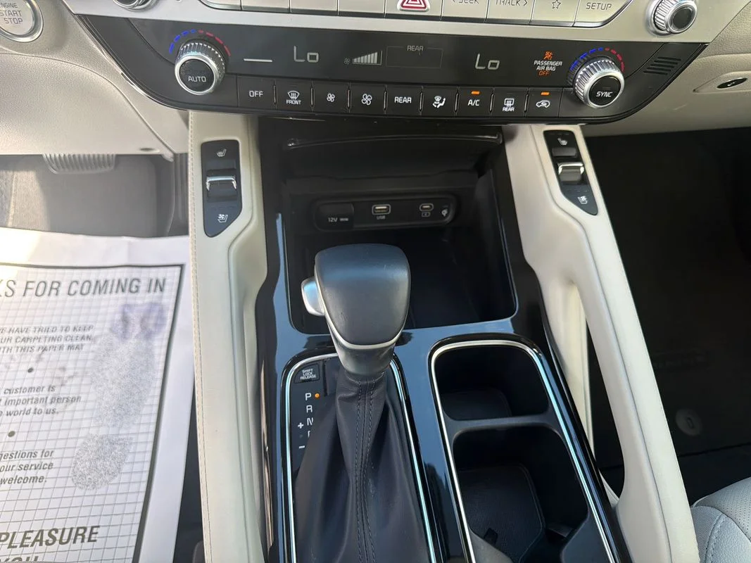 Used 2023 White Kia EX image 20