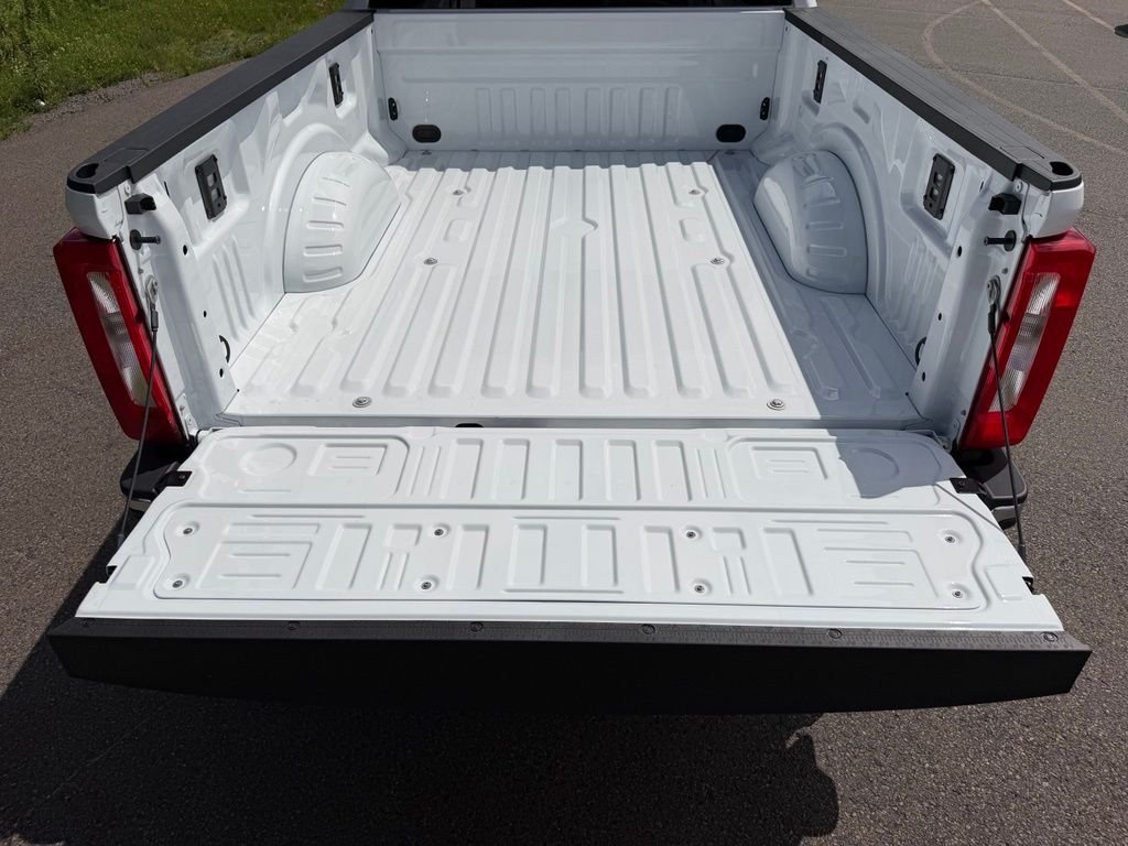 New 2026 White Ford XLT image 26