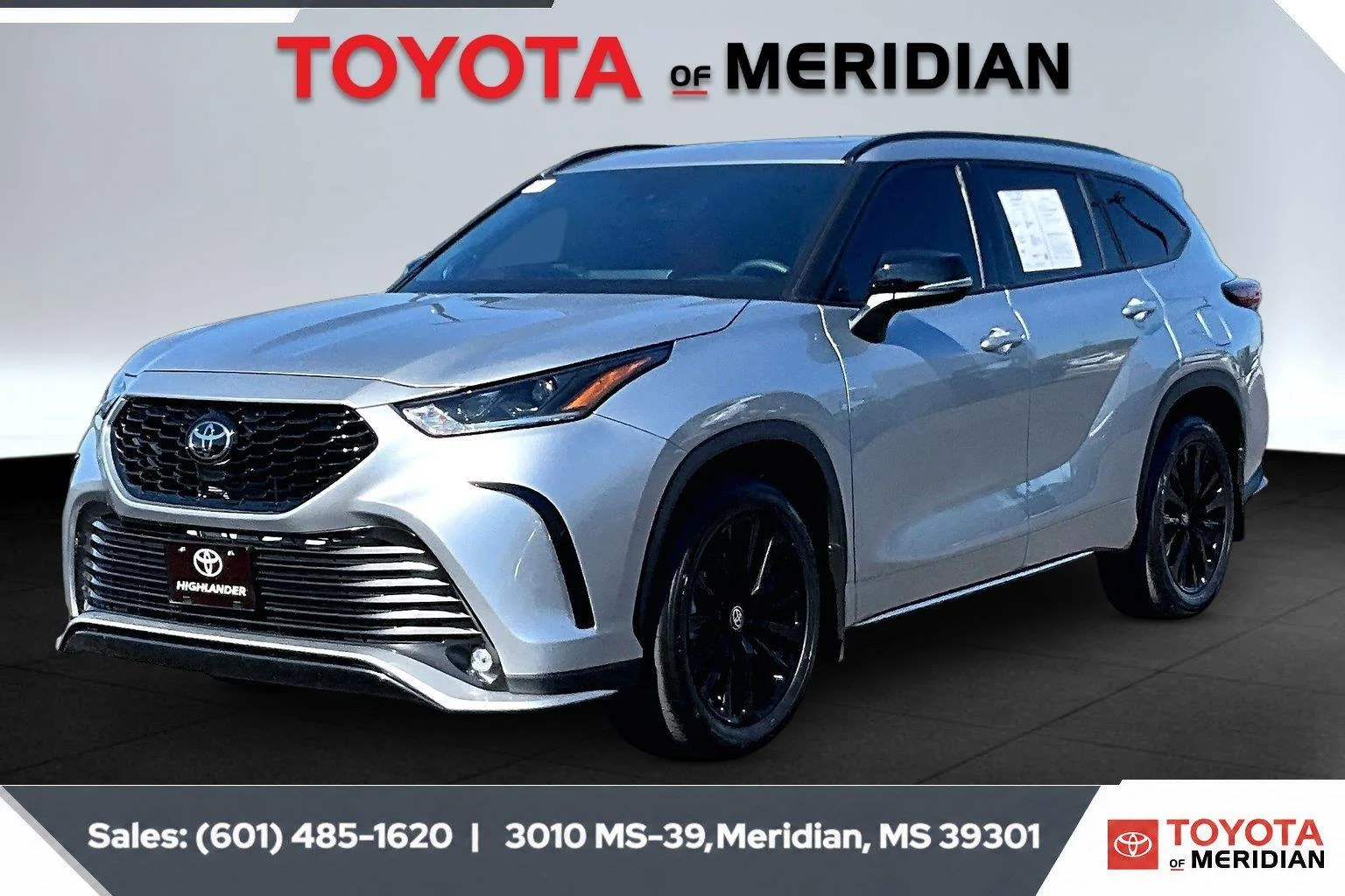 Used 2025 Celestial Silver Metallic Toyota XSE image 10
