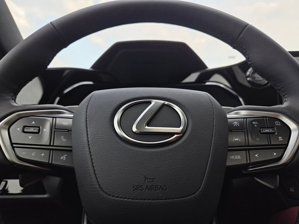 New 2026 Ultra White Lexus PREMIUM image 33