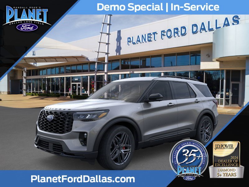 New 2026 Carbonized Gray Metallic Ford ST-Line image 1