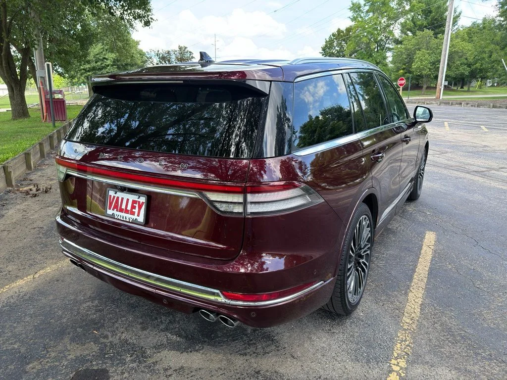Used 2021 Red Lincoln Black Label image 14