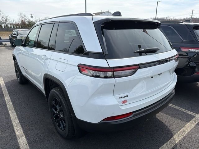 New 2026 Bright White Clear-Coat Exterior Paint Jeep Altitude image 5