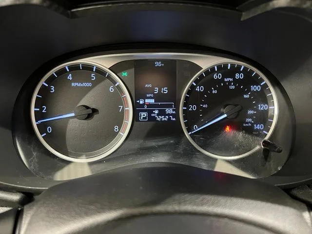 Used 2021 Gray Nissan 1.6 S image 11