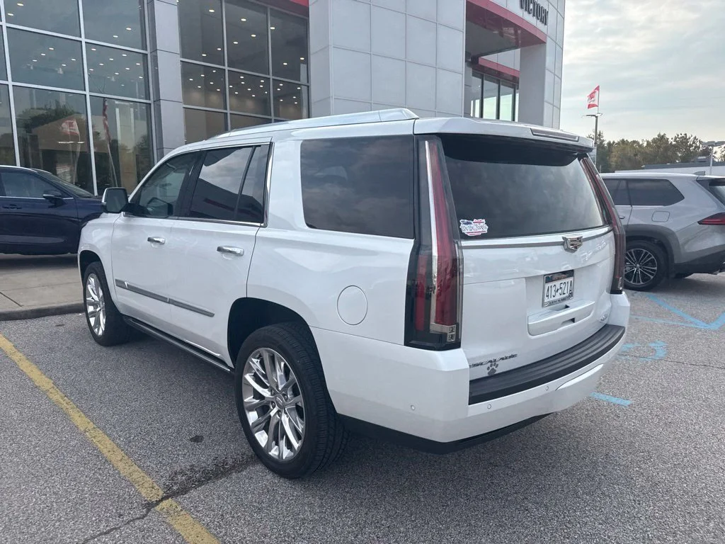 Used 2020 White Cadillac Premium Luxury image 39