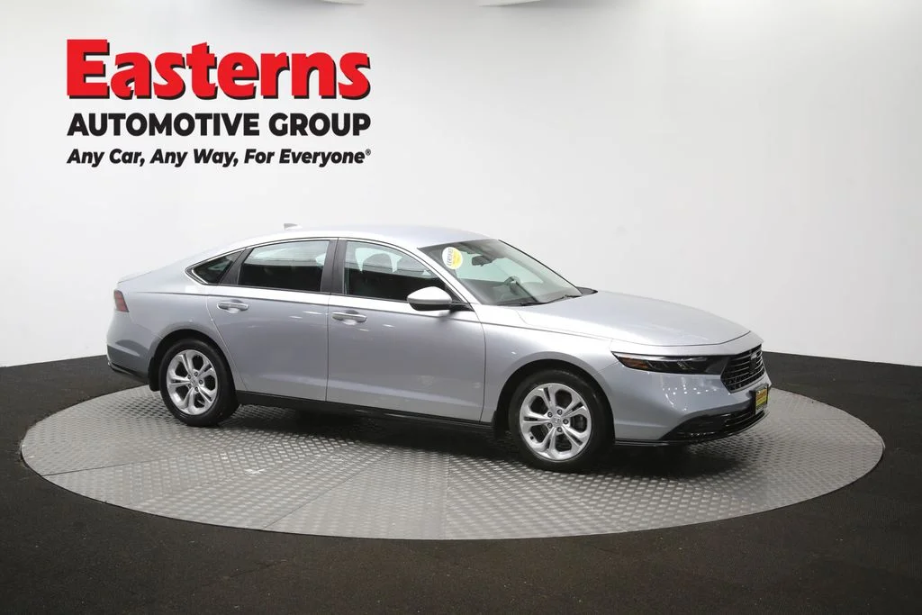 Used 2025 Silver Honda LX image 47