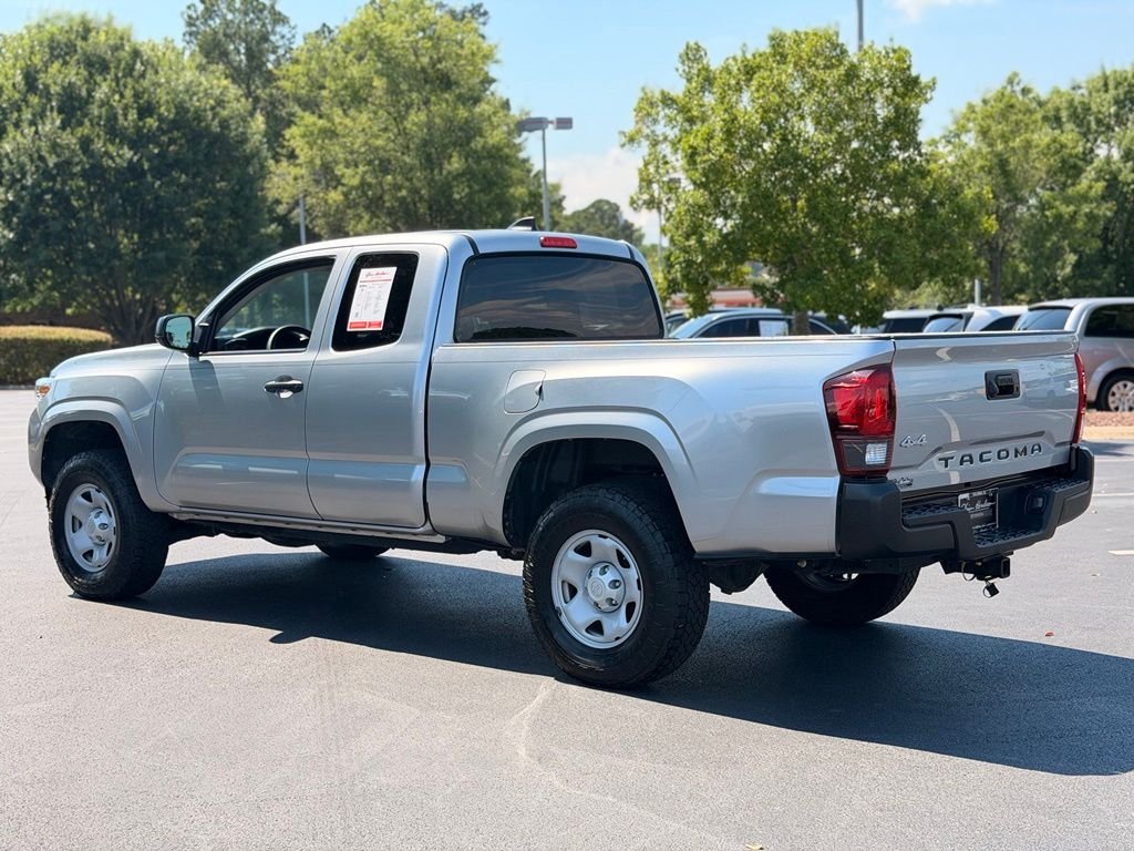 Certified Used 2022 Silver Toyota SR image 10