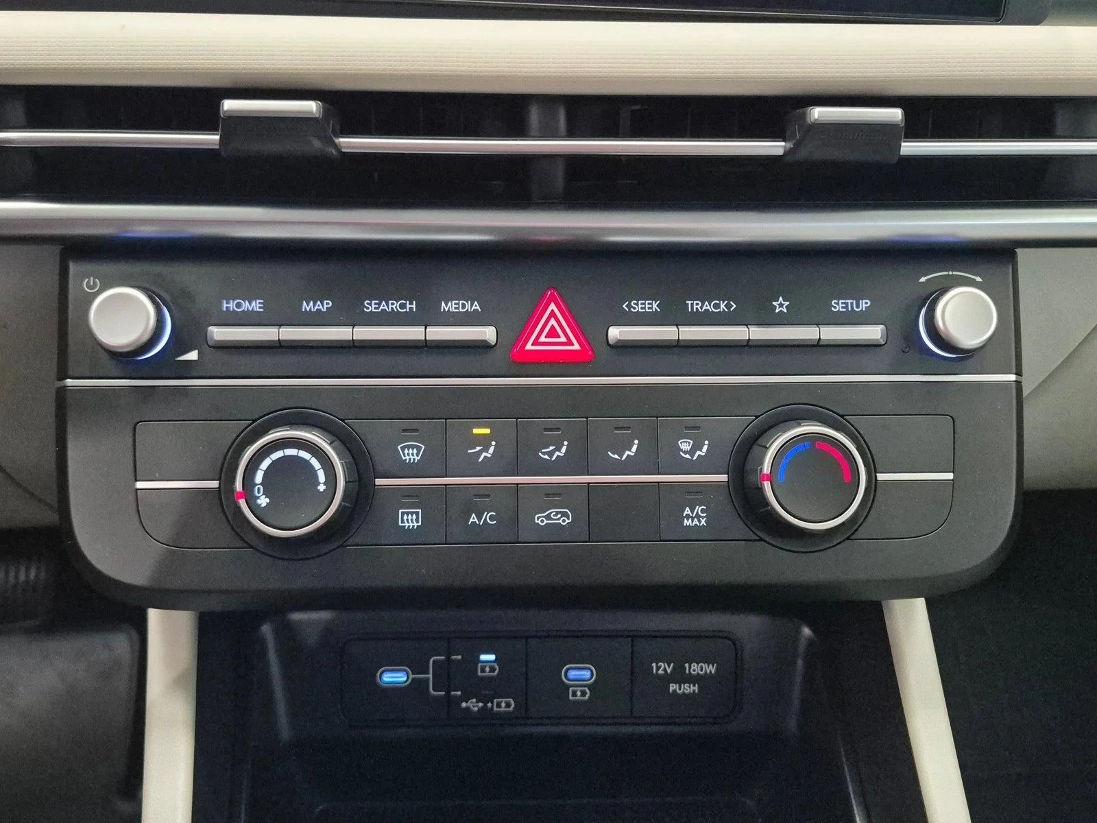 Used 2025 Rockwood Green Hyundai SE image 12