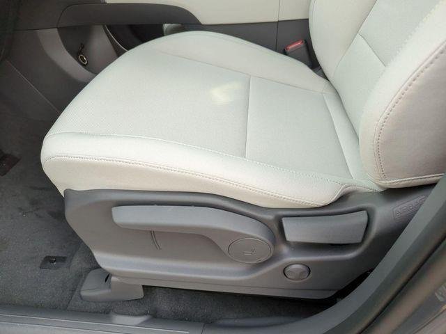 New 2026 Gray Hyundai SE image 17