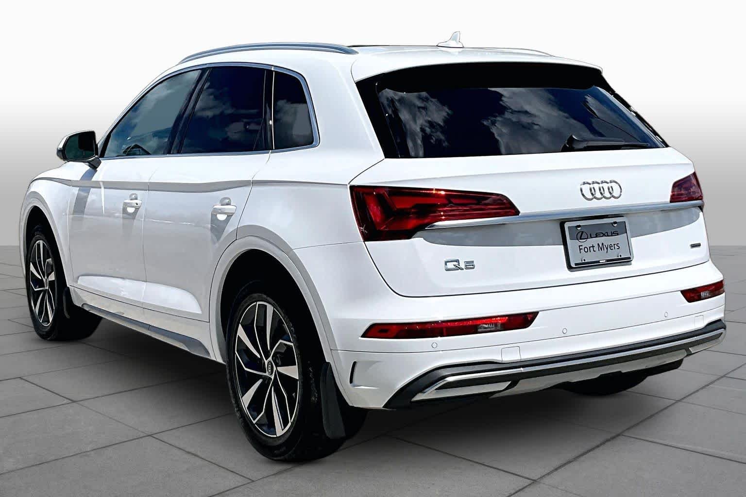 Used 2021 GLACIER WHITE METALLIC Audi Premium Plus image 12
