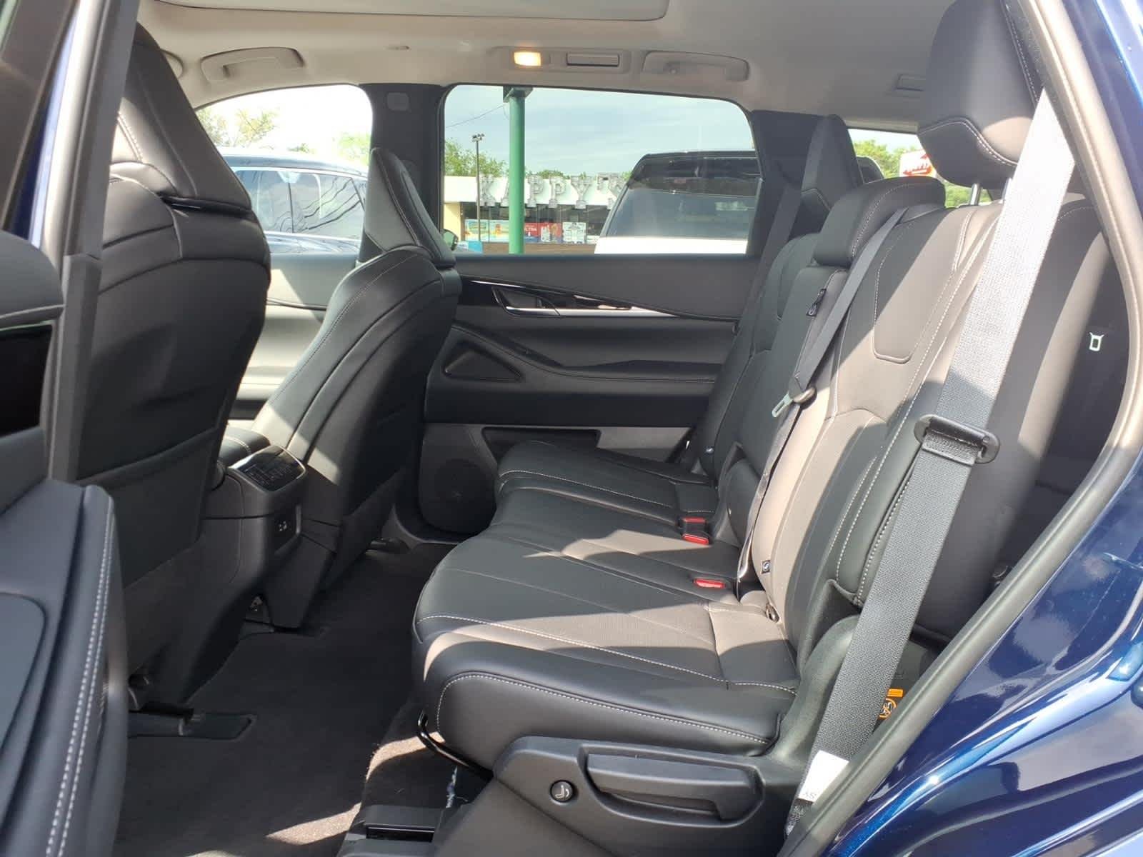 Certified Used 2025 Grand Blue INFINITI PURE image 13