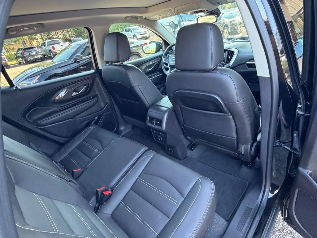 Used 2024 Black GMC Denali image 35
