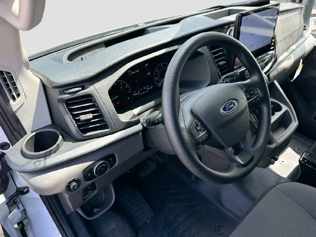 New 2024 Oxford White Ford Base image 6