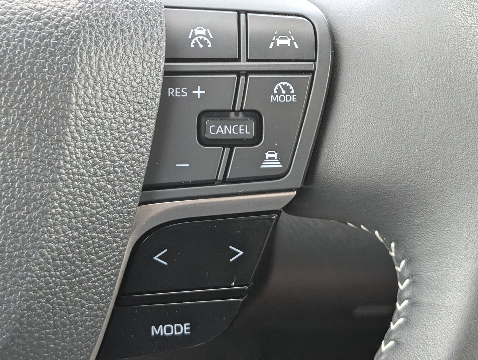 Used 2026 Metal Toyota SE image 23