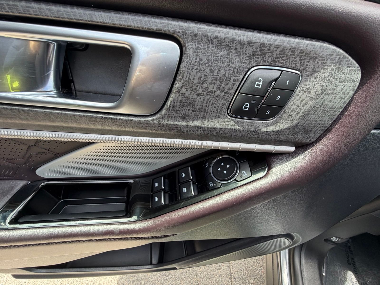 Used 2025 Gray Metallic Ford Platinum image 13