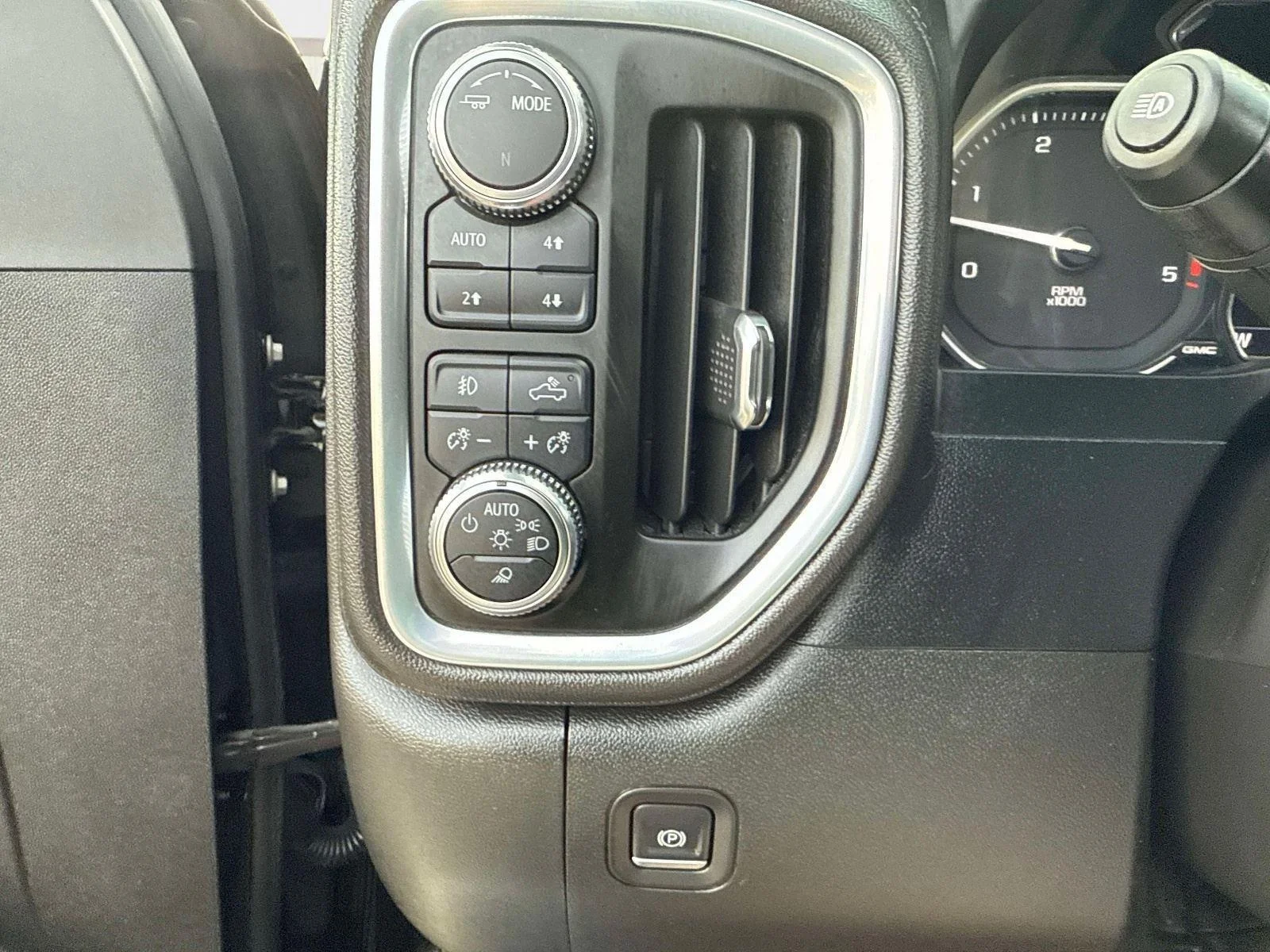 2022 GMC Sierra 2500HD Denali - Photo 29