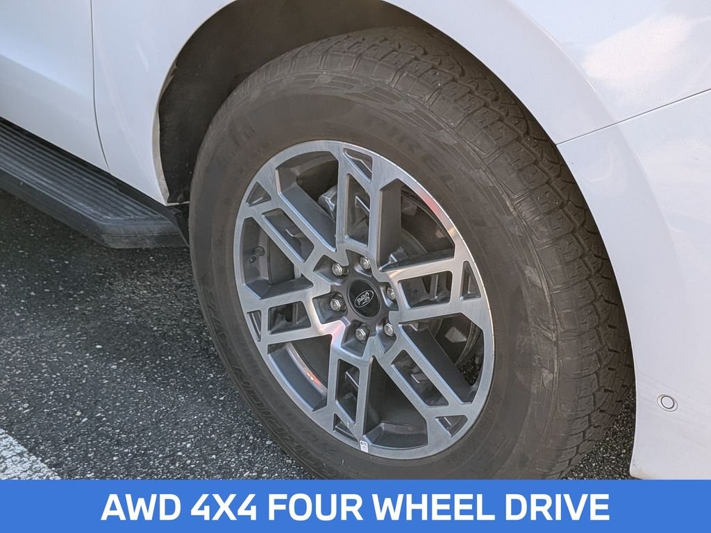 Used 2025 White Ford Active image 9