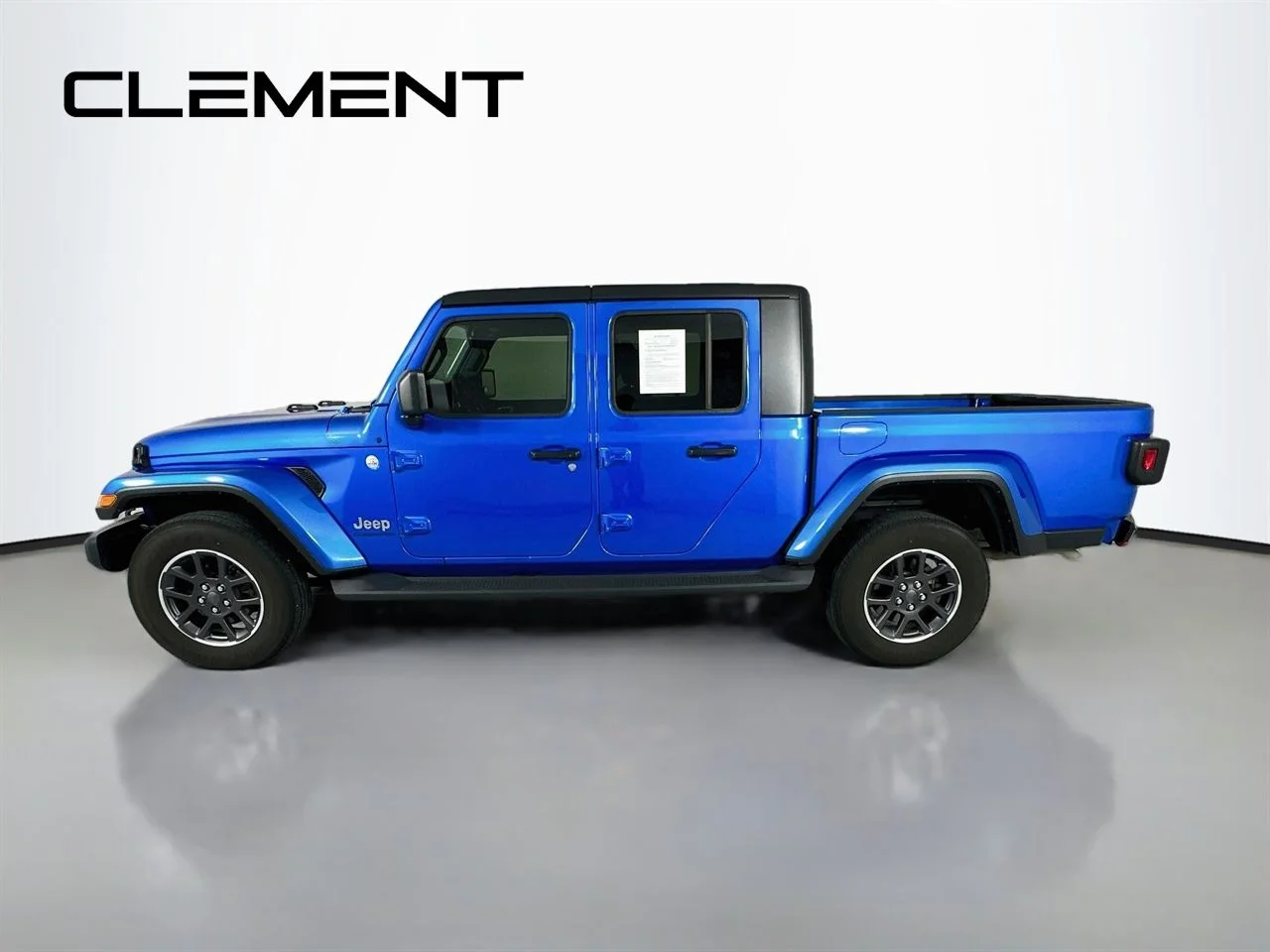 Used 2021 Hydro Blue Pearlcoat Jeep Overland image 6