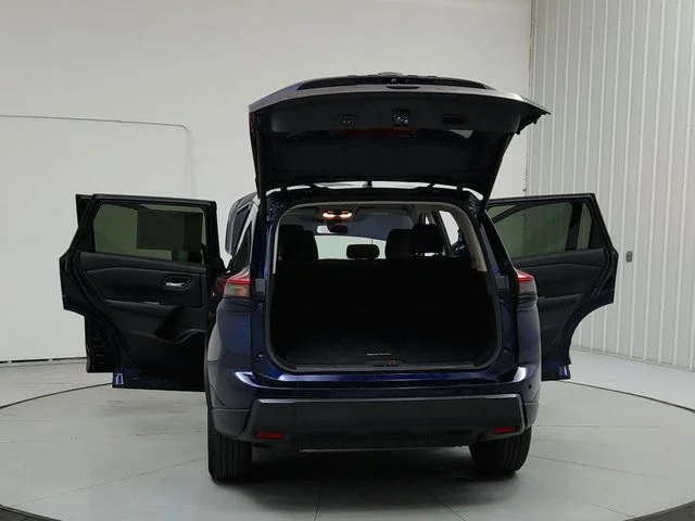 Used 2025 Blue Nissan SV image 14