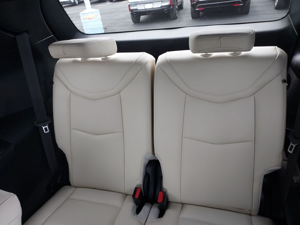 Used 2023 White Cadillac Sport image 25