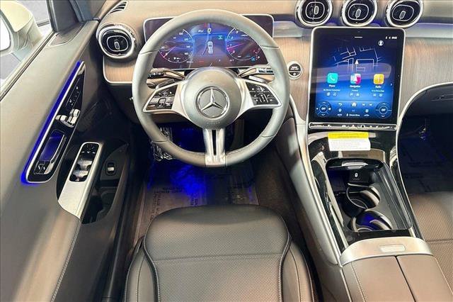 New 2026 Polar White Mercedes-Benz GLC 300 image 50