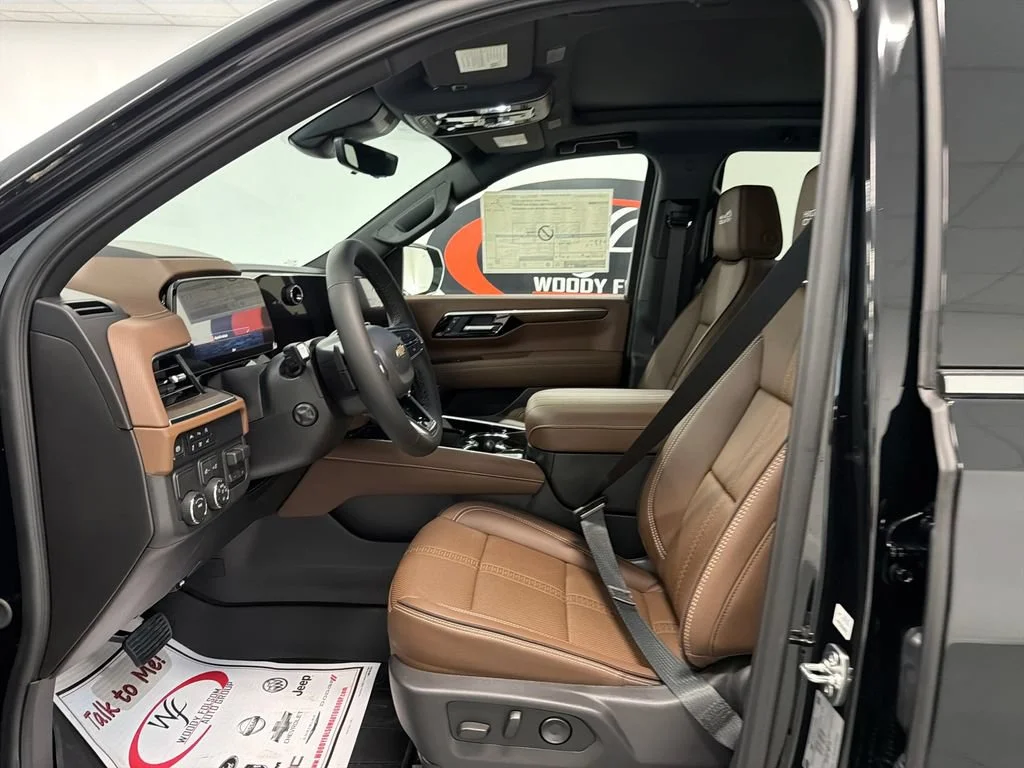New 2026 Black Chevrolet High Country image 8
