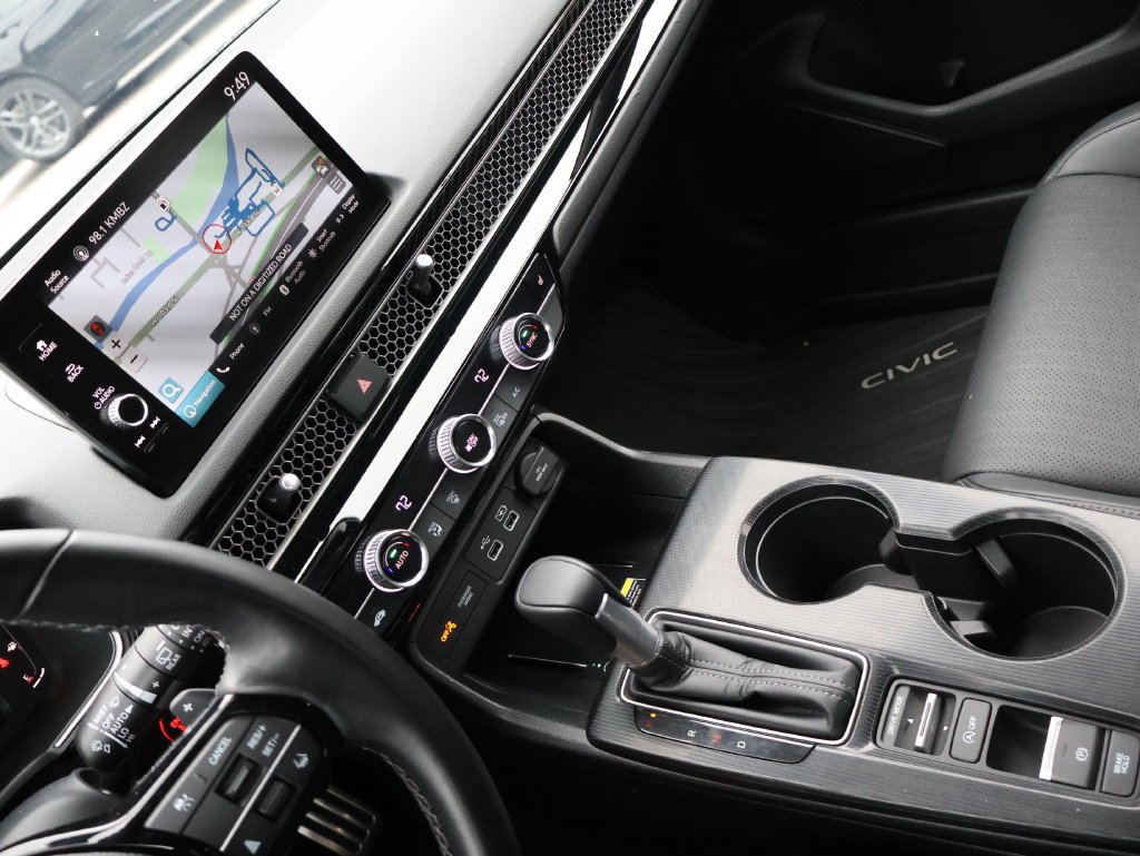 Used 2024  Honda Sport Touring image 18