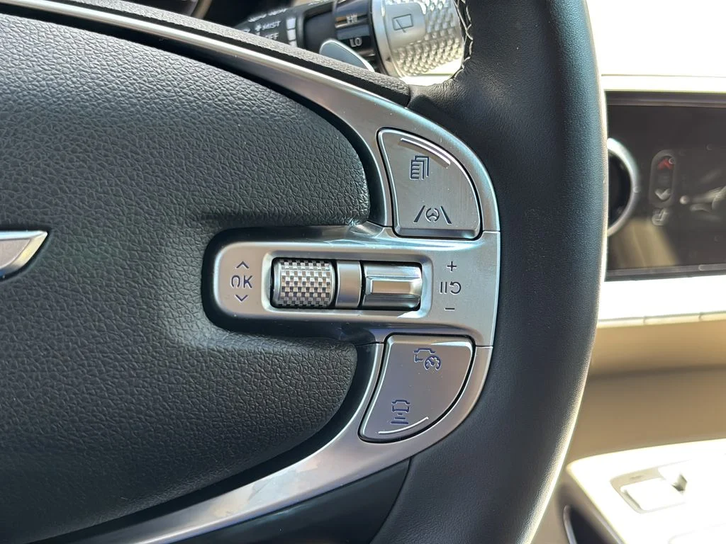 2025 GENESIS GV70 Standard - Photo 23