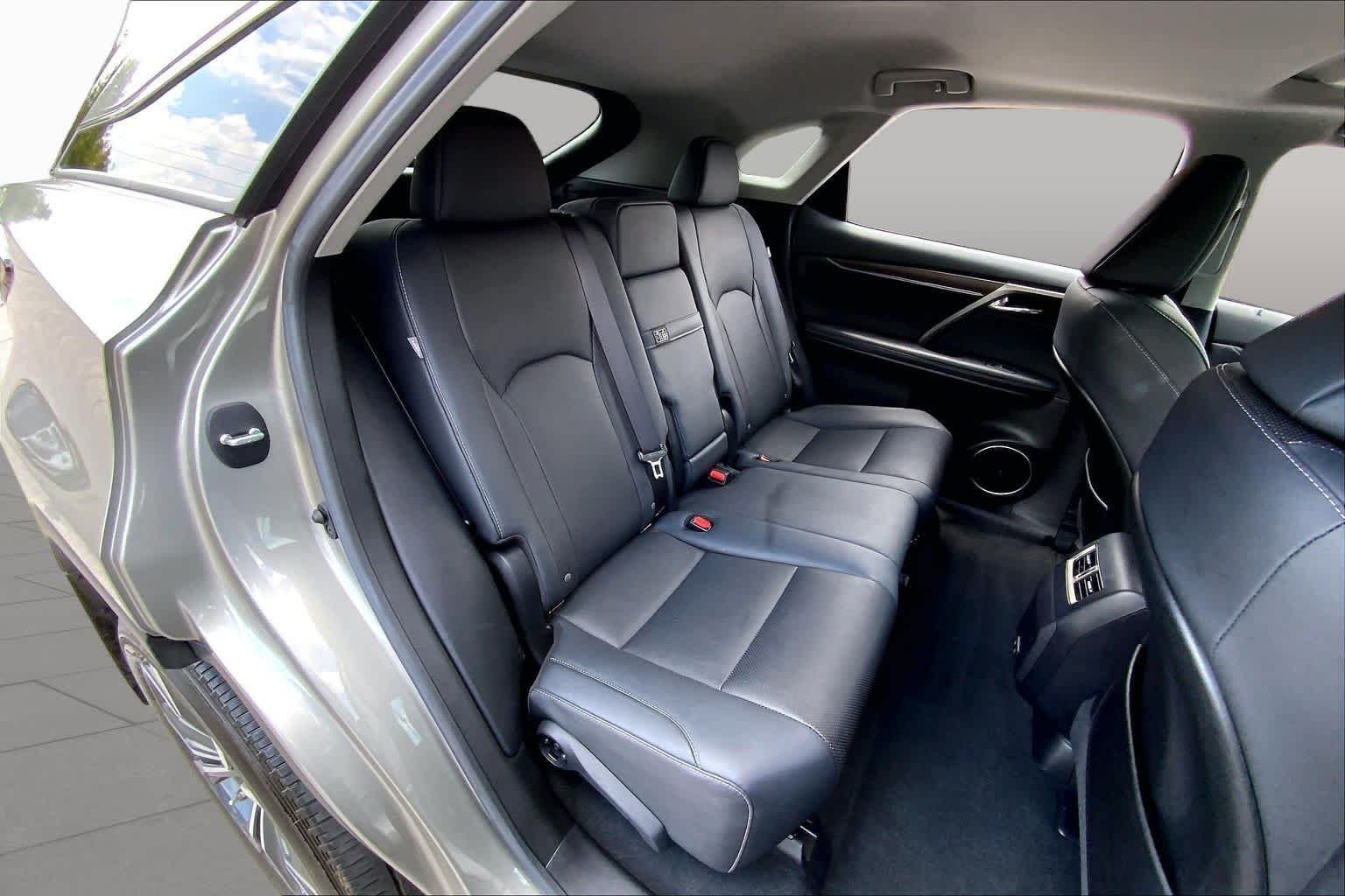 Used 2022 Atomic Silver Lexus  image 21