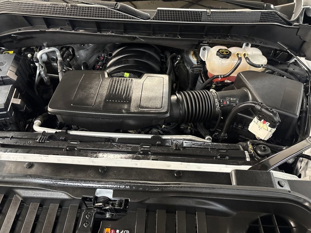 Used 2024 Summit White Chevrolet RST image 10