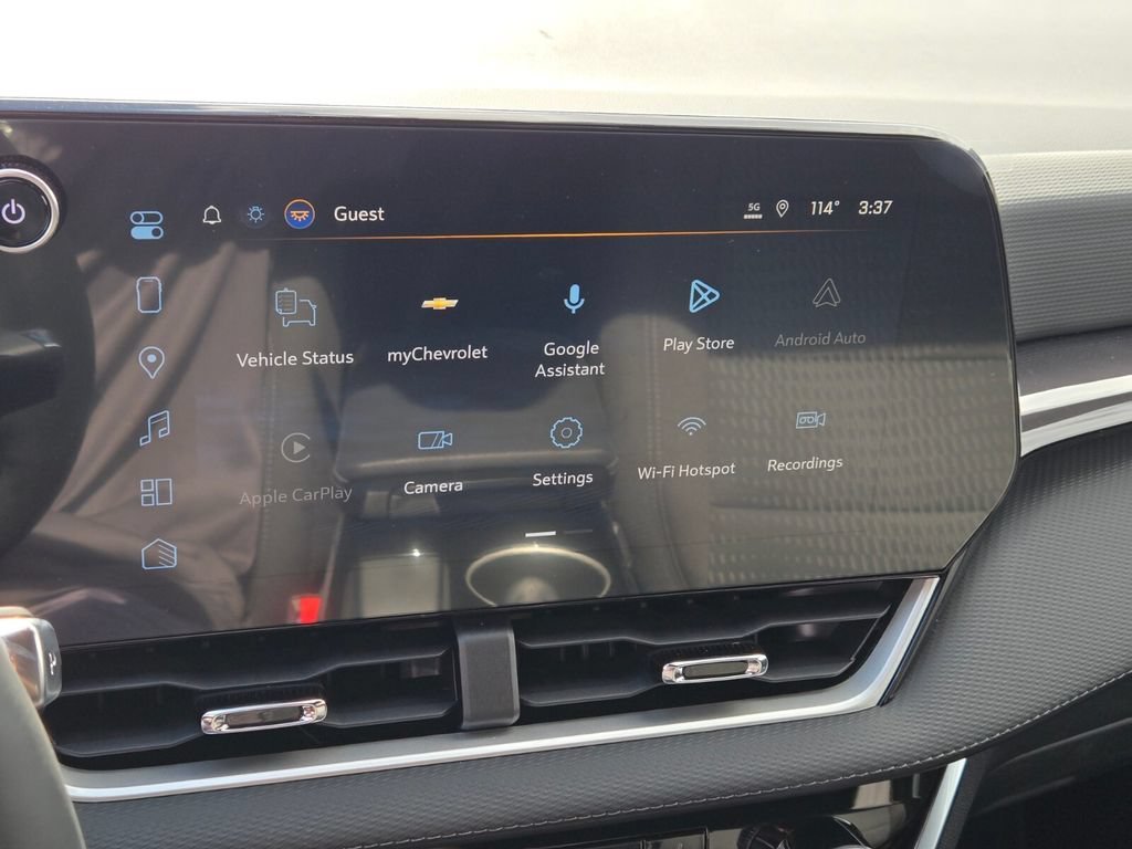 2027 Chevrolet Equinox LT - Photo 11