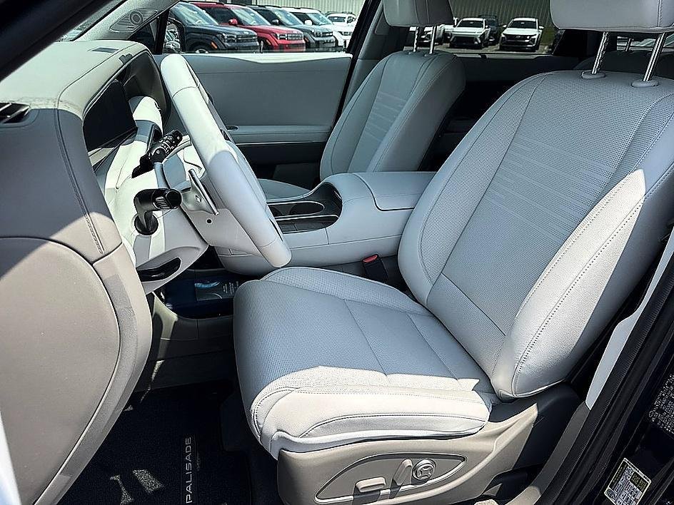 New 2026 Classy Blue Pearl Hyundai Limited image 25