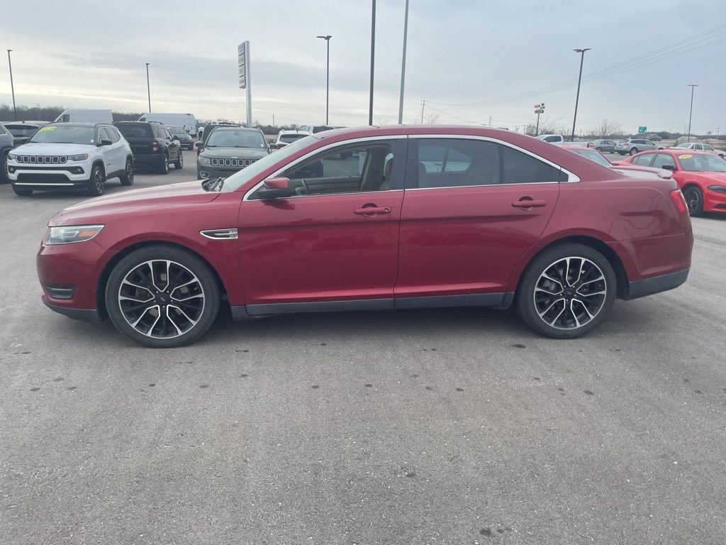 Used 2017 Ford Taurus SEL with VIN 1FAHP2E82HG114325 for sale in Kansas City