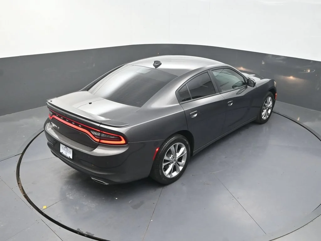 Used 2020 Gray Dodge SXT image 21