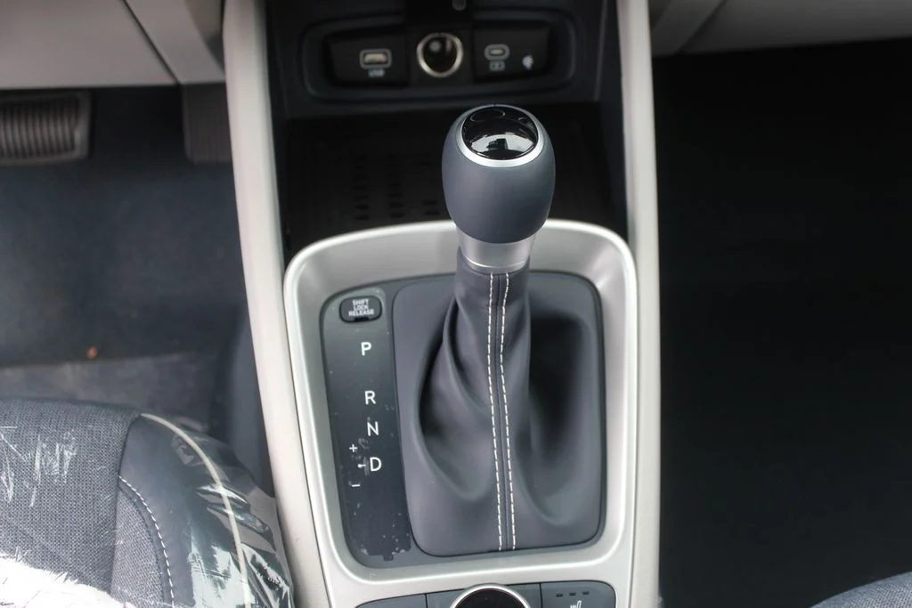 New 2026 White Hyundai SEL image 20