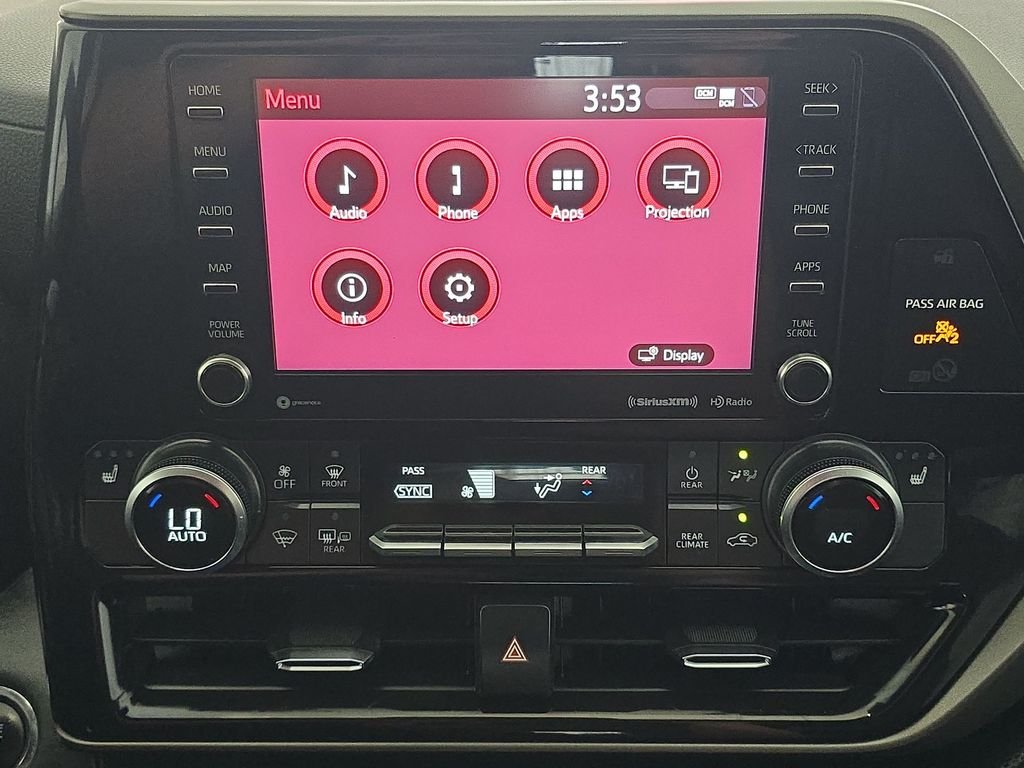 Used 2022 Silver Toyota XLE image 28