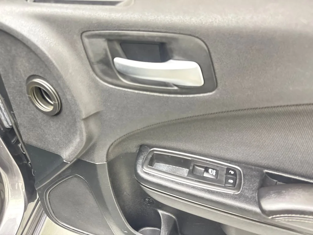 Used 2018 Gray Dodge SXT image 49