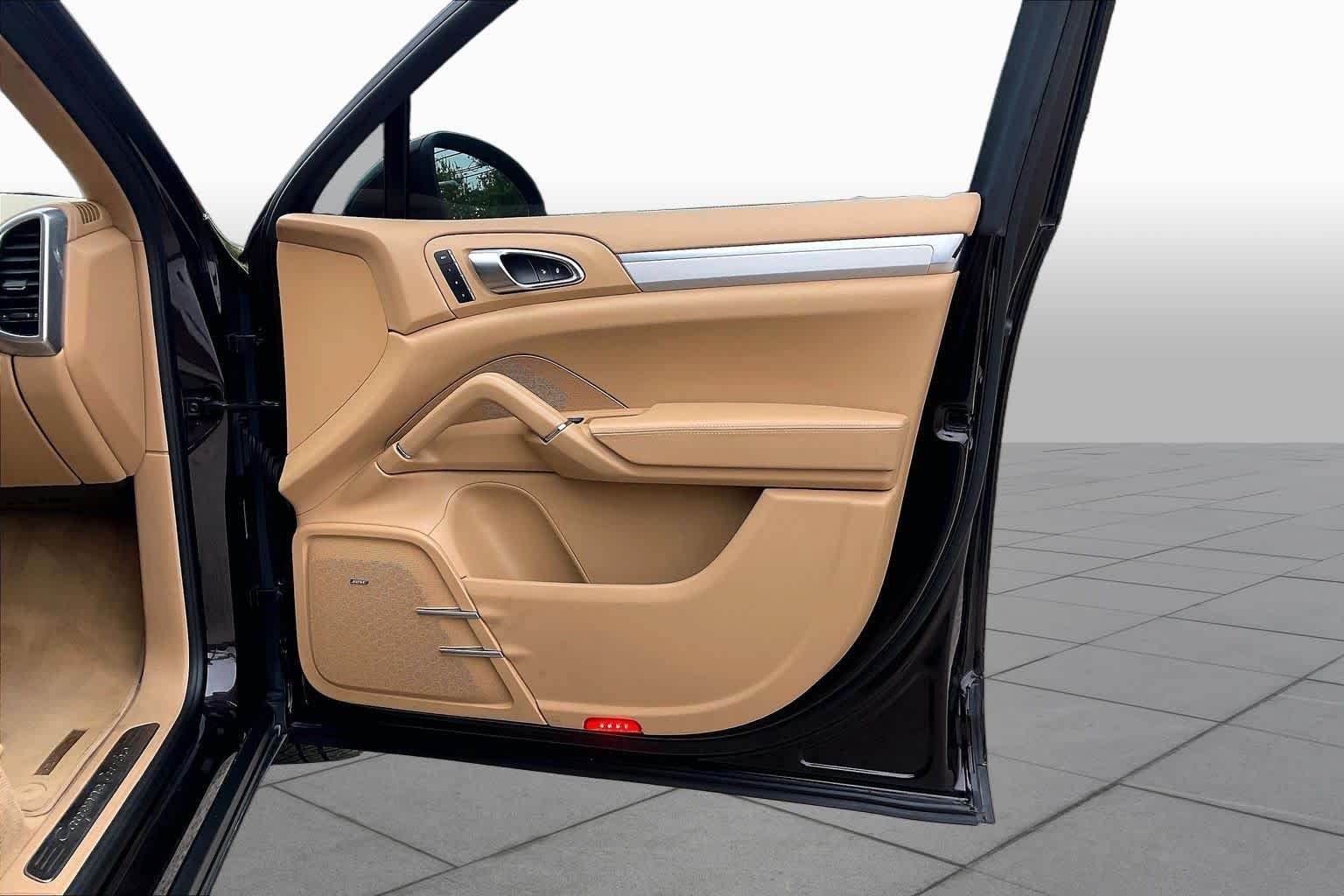 Used 2014 Mahogany Metallic Porsche Turbo image 22