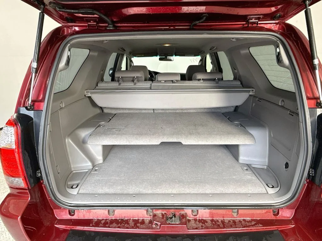 Used 2007 Salsa Red Pearl Toyota SR5 image 25