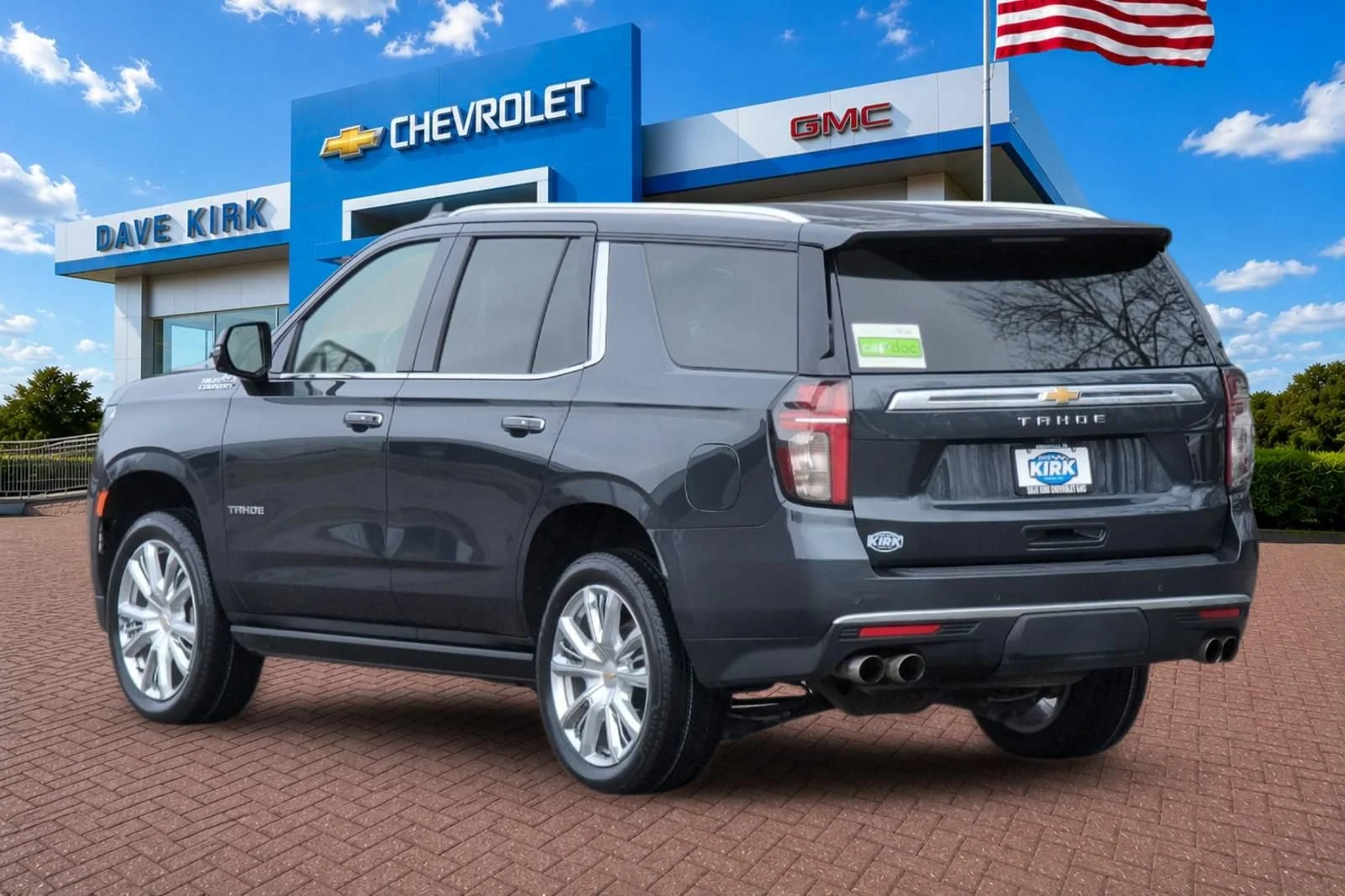 Used 2022 EVERGREEN GRAY METALLIC Chevrolet High Country image 5