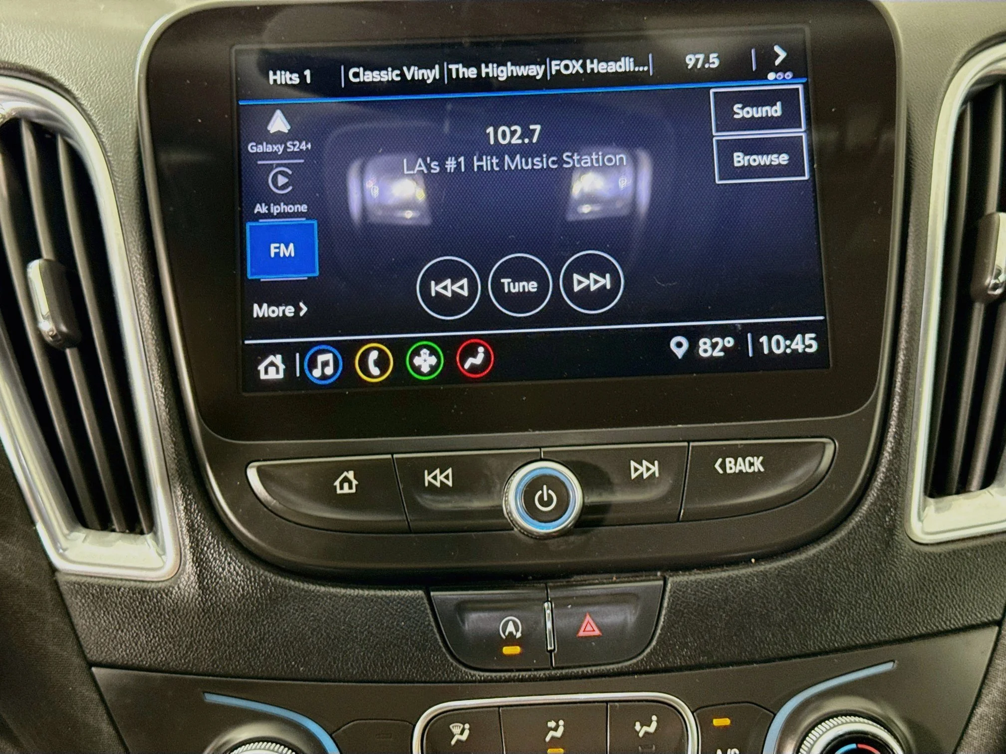 Used 2021 SUMMIT WHITE Chevrolet LT image 16