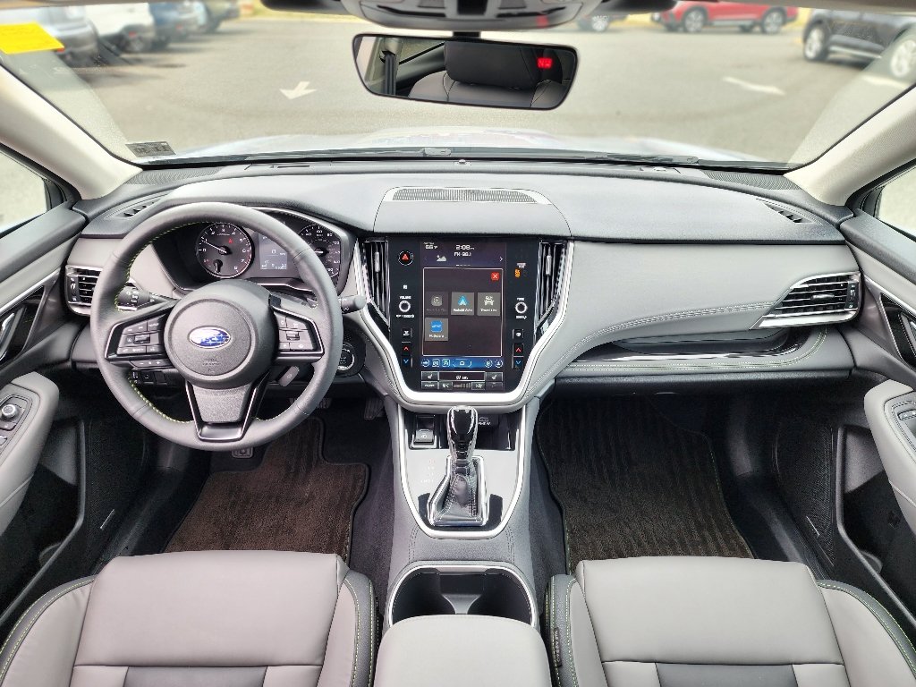Used 2025 Ice Silver Metallic Subaru Onyx Edition image 2